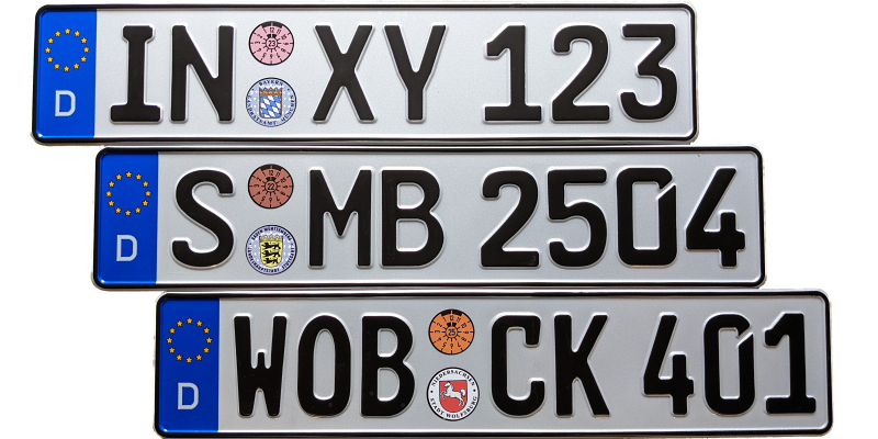 Custom European license plates with the German flag